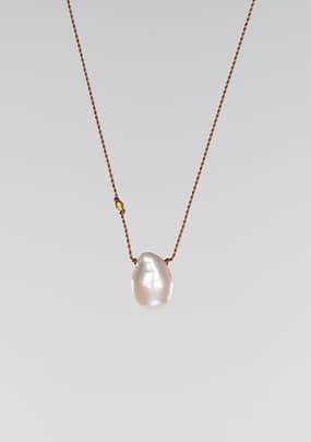 Ornaea Gold Pearl Necklace