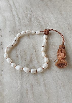 Thread Pearl Bracelet