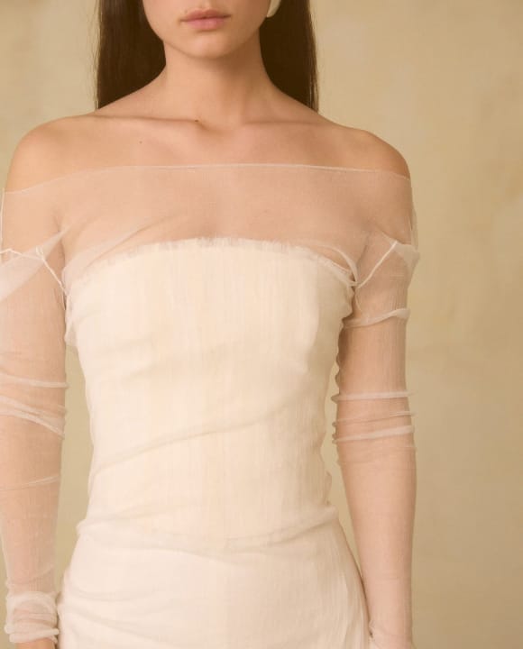 Bride in wedding dress - Wildbride (9)